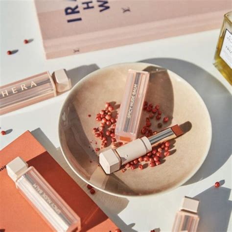 พรอมสง สงผานไลนสงฟรคะ HERA Sensual Spicy Nude Balm