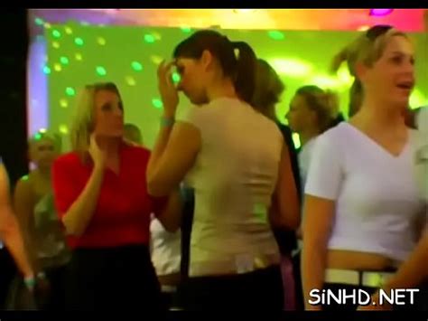 Chicas Traviesas Est N Dando Placeres Expl Citos Durante La Fiesta Xvideos