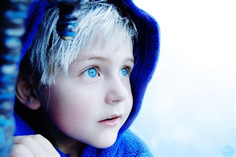 Are You An Indigo? 11 Traits Of Indigo Children