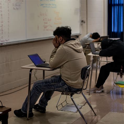 Tube mal errors are causing massive confusion for evening commuters 21