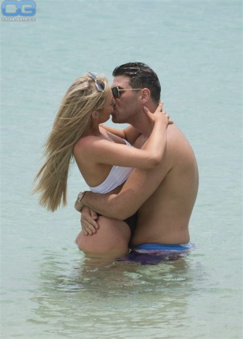 Chloe Crowhurst Nude Pictures Photos Playboy Naked Topless Fappening