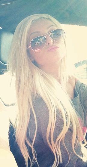 Pin By Chloe Saulter On Makeup Hair And Nails Long Hair Styles Pretty Hairstyles Long Blonde