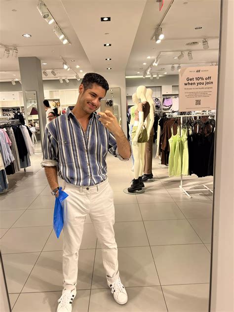 Whats Up Happy Monday Nudes Gaybrosgonemild NUDE PICS ORG