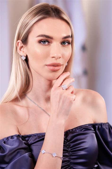 Beautiful Alina Y O From Kiev With Blonde Hair ID LadaDate