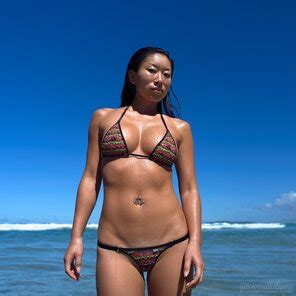 Bikini Model Vienna AI Enhanced 3R9W7923 Topaz Sharpen Faceai Porn Pic