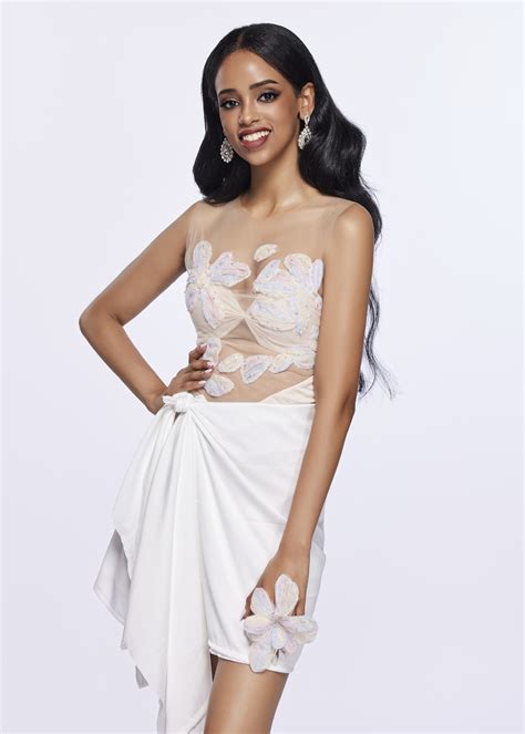 Dàn thí sinh Miss Charm diện bikini khoe body nóng bỏng