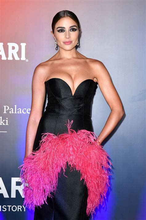 Olivia Culpo In A Revealing Dress Showed Big Tits In Venice Photos The Fappening