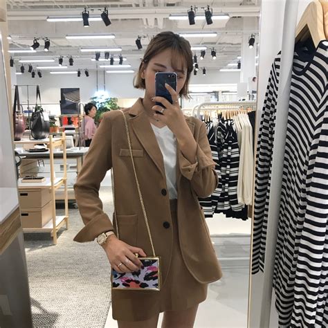 Gam M U M A Thu Si U Hot Trong Nh Ng B C H Nh Ootd T N Y B N C N Update Ngay K O T T H U