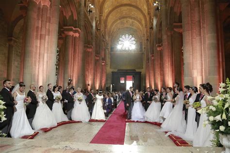 noivos Casamentos de Santo António Viva os noivos Veja as fotos