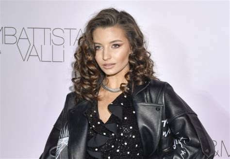 Julia Wieniawa rozgrzała fanów kadrem w bikini Ciało bogini RMF FM