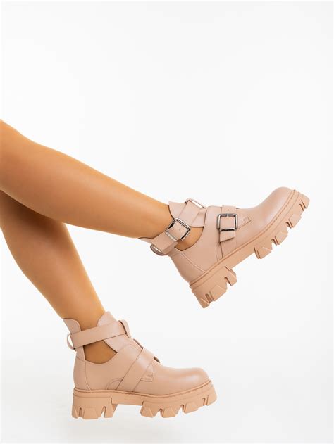 ΓΥΝΑΙΚΕΙΑ ΥΠΟΔΗΜΑΤΑ Γυναικεία Μποτάκια Γυναικεία μποτάκια nude από οικολογικό δέρμα Lucara