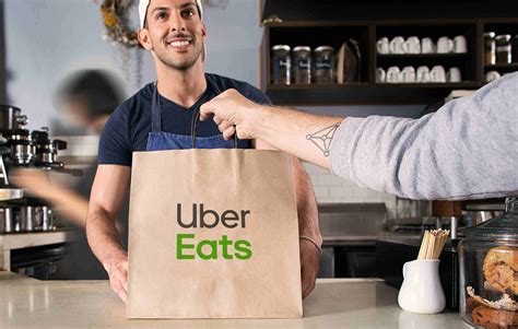 Uber Eats já permite a entrega de pedidos a pé - Olhar Digital