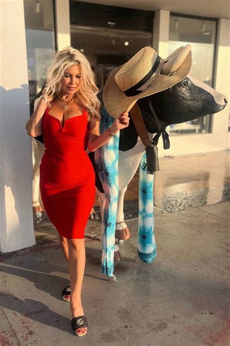 Beautiful Irina Y O From Tenerife With Blonde Hair Id Ladadate