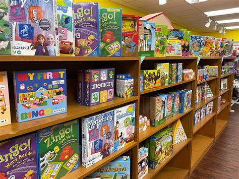 Anderson's Toyshop - Downtown Naperville Alliance