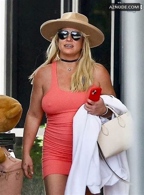 Britney Spears Sexy Spotted Flaunting Her Hot Pokies And Legs Aznude