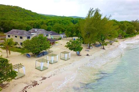 876 Beach Club Day Pass Plus Aqua Park From Falmouth Cruise Port