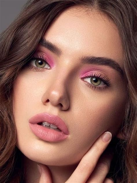 Nude Pink Makeup Look Pink Eye Makeup Barbie Makeup Eye Makeup