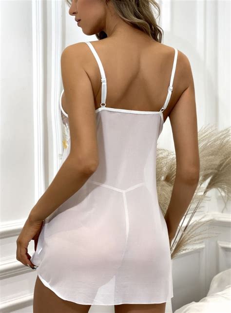Leechee White Lace Sexy Nightdress Mesh Perspective Nightwear Flower Embroidery Erotic Lingerie