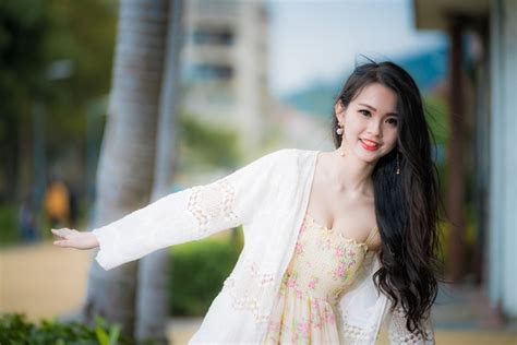 4K Asian Bokeh Pose Dress Brunette Girl Glance Cute HD