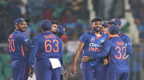 India Sweep To 3 0 Series Win Against Sri Lanka With A 317 Run Thrashing