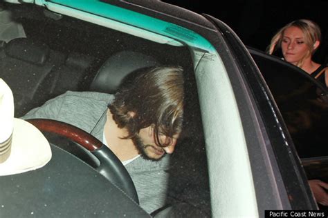 Sara Leal Ashton Kutcher Together At Night Club Pic Shows Blonde In