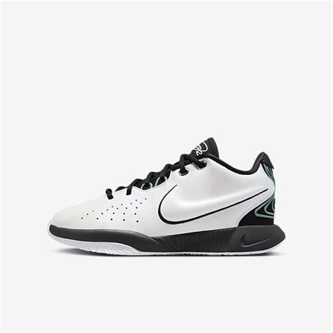 Nike Lebron 2