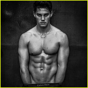 See Noah Becks Photos That Were Too Hot For Instagram Noah Beck Shirtless Underwear