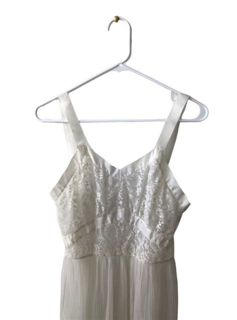 Vintage 1950s White Lace Slip 1950s Lingerie Gem