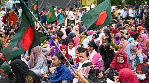 Bangladesh students triumph as top court puts brakes on controversial ...