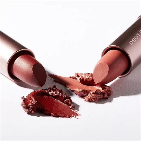 Custom Red Lip Balm Stick Vegan Waterproof Matte Lip Stick Nude Velvet Lipstick Xiran Makeup