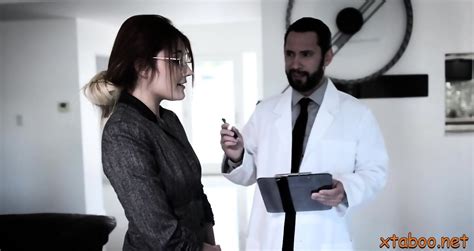 Lovable Brunette Adria Rae Enjoys A Fucking Ride