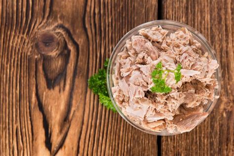 Premium Photo | Bowl with tuna