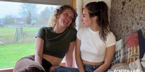 Ersties Ana Enjoys A Hot Toe Fucking From Friend Tnaflix