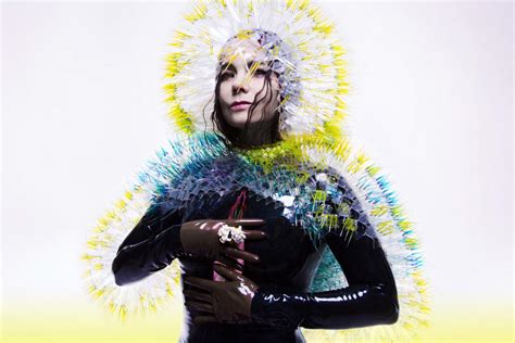 ALBUM: Björk 'Vulnicura' - GigslutzGigslutz