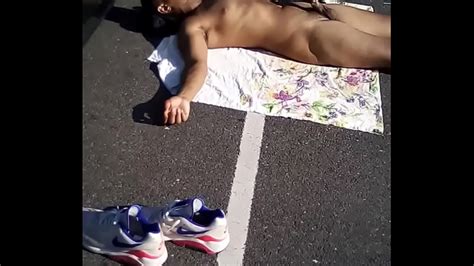 Suntanning Naked In Public Park Xvideos