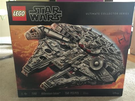 Set Review - #75192 - LEGO Millennium Falcon - Star Wars - Ultimate ...