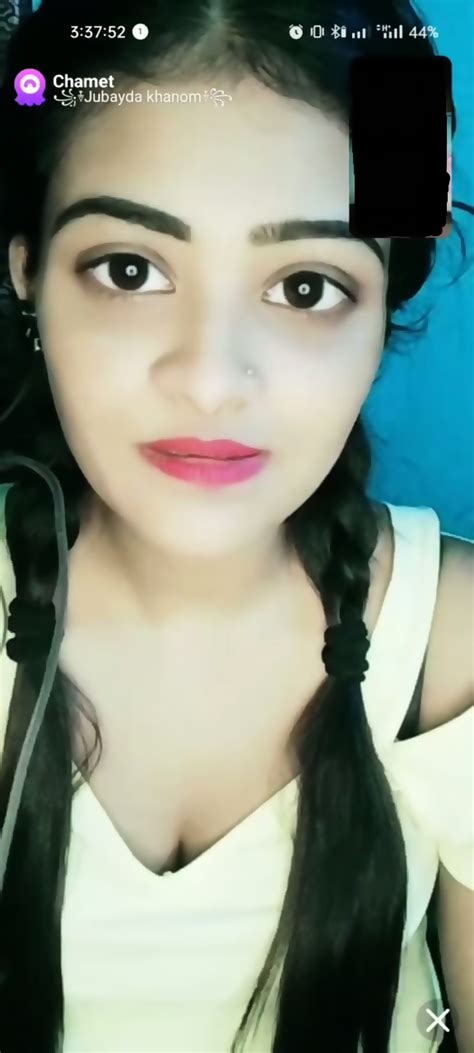 Jubayda Khanom From Bangladesh Showing Boobs Pussy On Chamet Live With Face