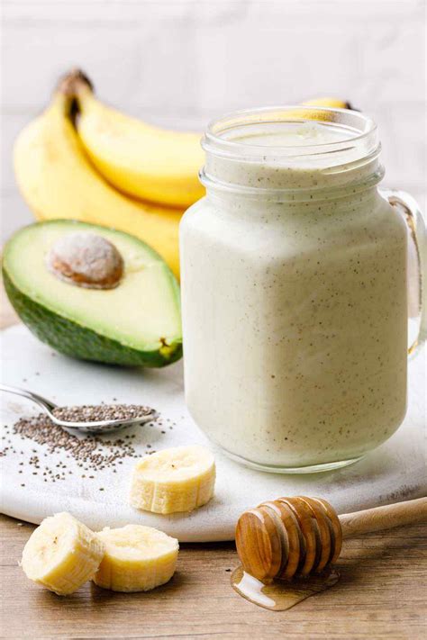 Well-Balanced Banana Smoothie Recipe for Weight Loss - Blender Balance