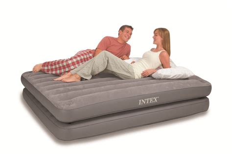 Надувная кровать Intex Inhome 2-in-1 Airbed 67744 (203 x 152 x 46см. )
