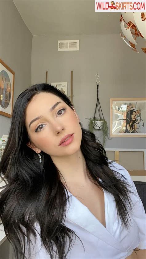 Hot Photos By Blue Quin