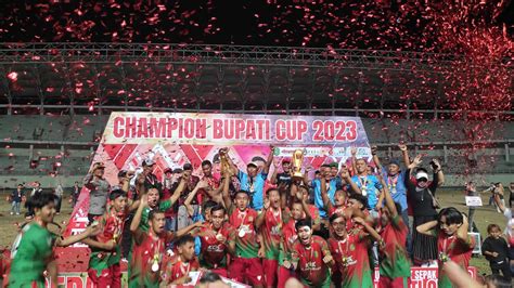 Turnamen Sepak Bola Bupati Cup 2023 Resmi Ditutup Halokaltimid