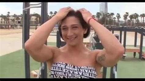 Name Of This Muscle Milf Replies Namethatporn