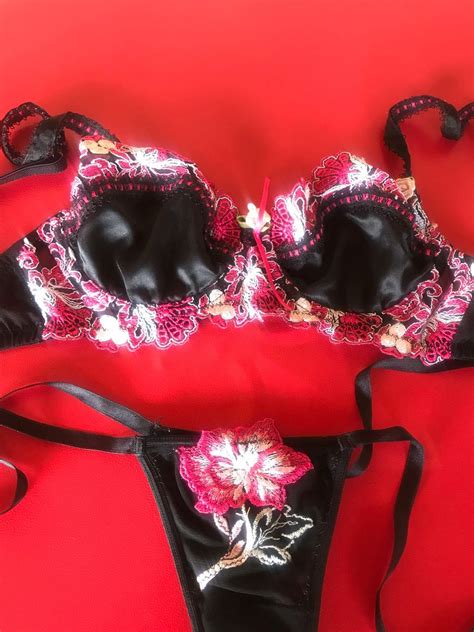 Conjunto Lingerie Fruit De La Passion Lingerie Feminina Fruit De La Passion Usado