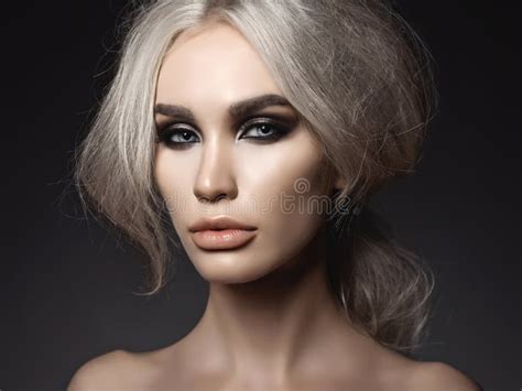 Beautiful Blonde Woman With Smoky Eyes Makeup Stock Image Image Of Hairstyle Coloration