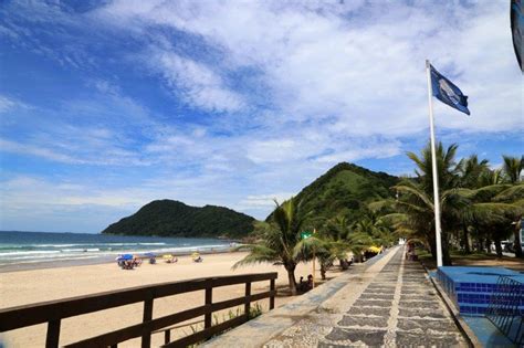 Praia do Tombo a 2h de SP é uma das mais ecológicas do mundo