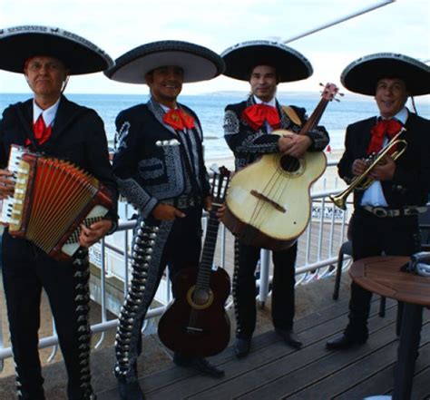 Костюмы для музыкантов - 92 фото