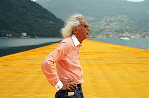 The Floating Piers In Italy By Christo And Jeanne Claude