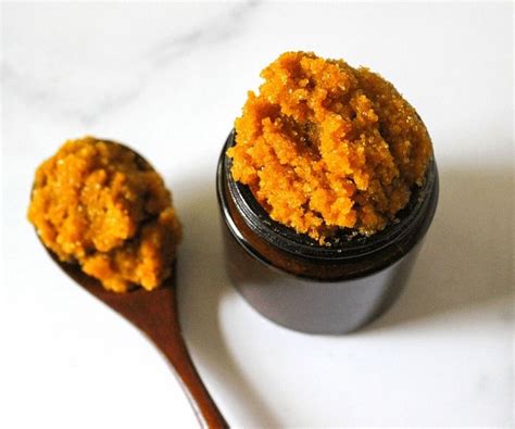 This Diy Turmeric Body Scrub Can Make Your Skin Glow