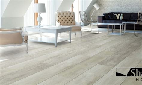 Difference Luxury Vinyl Plank And Laminate Flooring Carpet Land