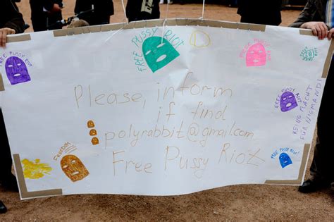 Pussy Riot Merginas Palaik Ir Lietuvos Aktyvistai Galerija Vardai Min Lt